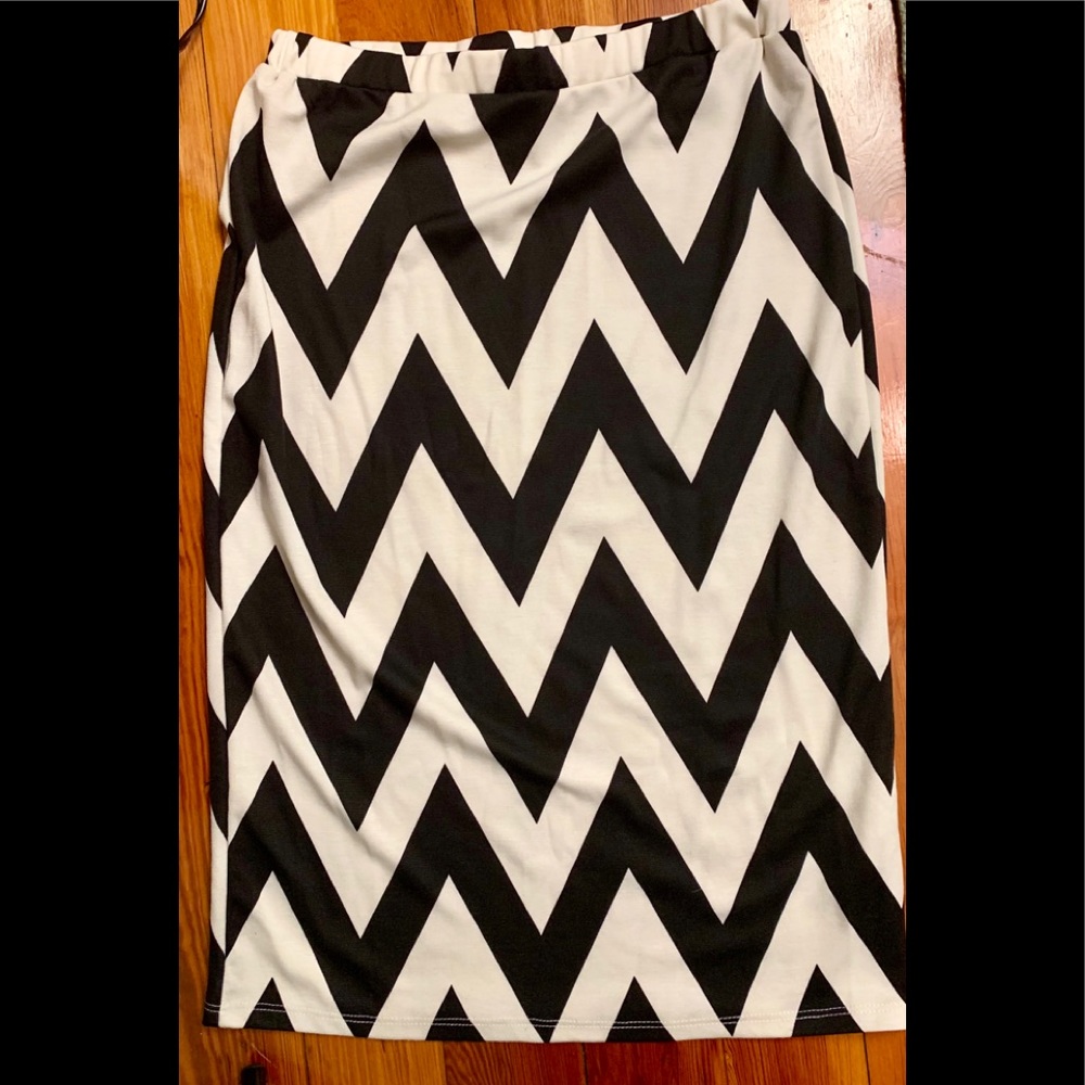 plus size chevron pencil skirt- price firm BNWOT